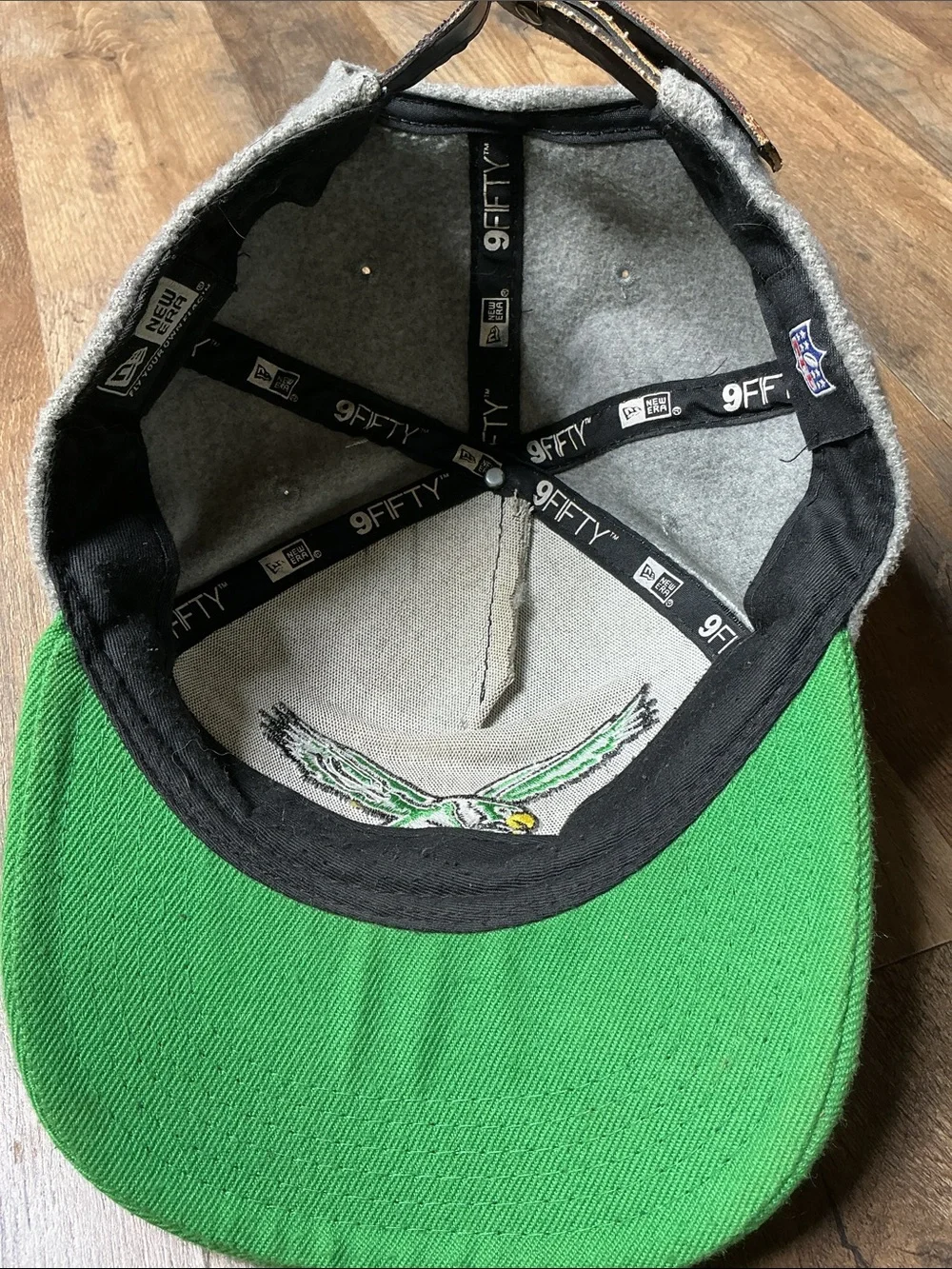 Birds Hat with Embroidered Retro Philadelphia Eagles Logo